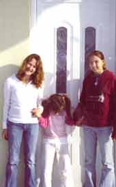 Marianne Walton &her daughters, Salena & Desiree